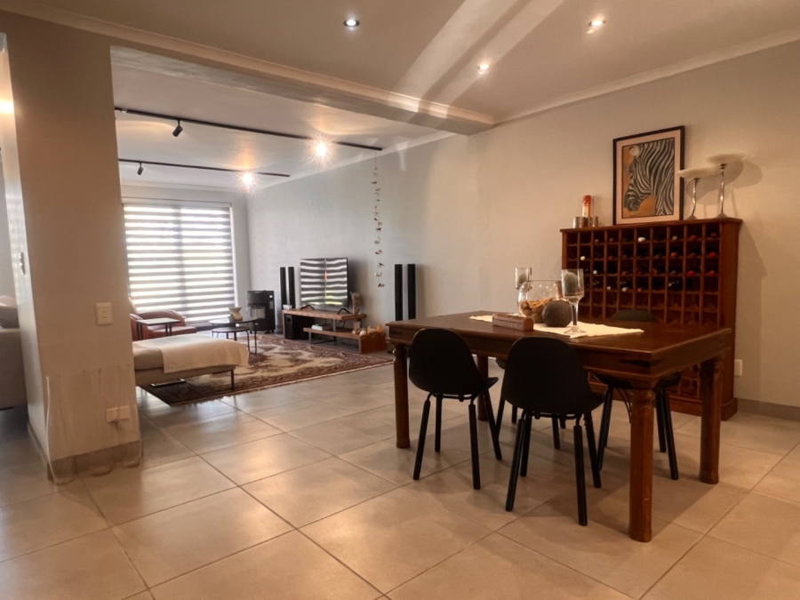 2 Bedroom Property for Sale in Oubaai Western Cape